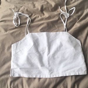 Brandy Melville Dena Tank (white)